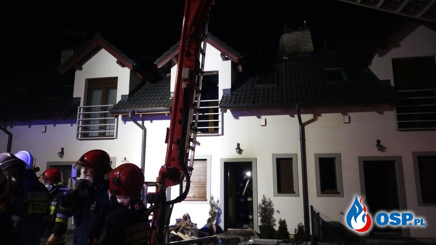 Pożar mieszkań w zabudowie szeregowej w Brodowie OSP Ochotnicza Straż Pożarna