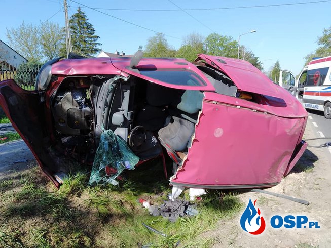 Kierowca BMW po alkoholu wyprzedzał ciąg pojazdów. Skończyło się tragicznym wypadkiem. OSP Ochotnicza Straż Pożarna