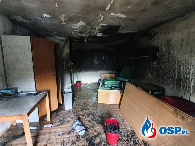 Pożar w Młodzieżowym Ośrodku Wychowawczym w Czaplinku. Ogień pojawił się na poddaszu. OSP Ochotnicza Straż Pożarna