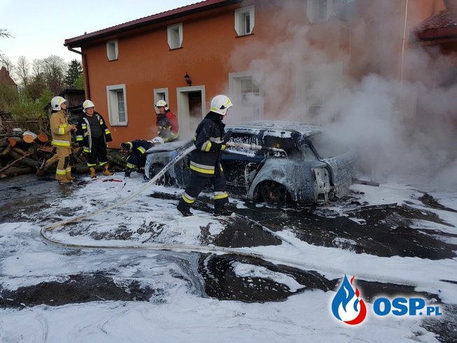 Pożar auta OSP Ochotnicza Straż Pożarna