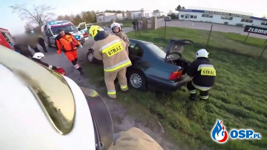 Dojazd do wypadku i akcja ratunkowa, nagrane kamerą na strażackim hełmie OSP Ochotnicza Straż Pożarna