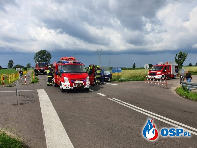 [8MZ/2020] Wypadek dwóch samochodów osobowych - dwie osoby poszkodowane OSP Ochotnicza Straż Pożarna