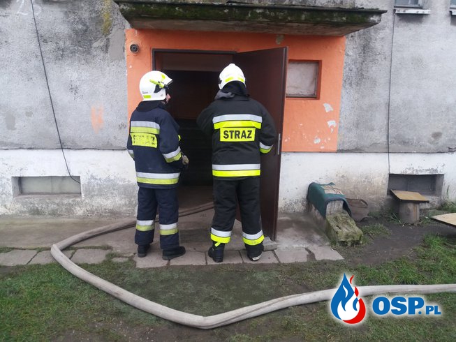 Wody gruntowe nie oszczedzily nawet bloku OSP Ochotnicza Straż Pożarna