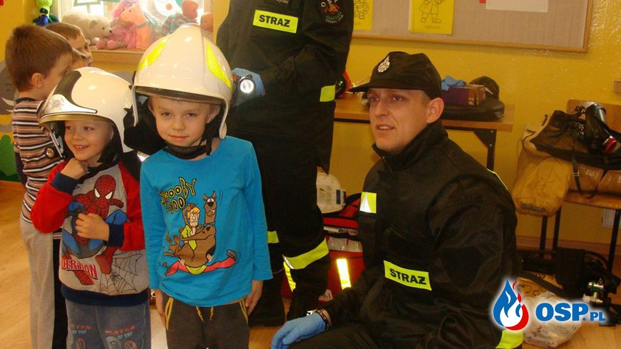  Strażacy z  Czeskiej Wsi i Łosiowa dali „lekcję życia" OSP Ochotnicza Straż Pożarna
