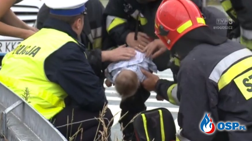 9-miesięczne dziecko zakrztusiło się folią od butelki. Akcja ratunkowa z happy endem! OSP Ochotnicza Straż Pożarna