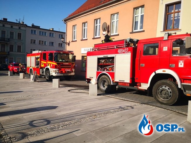 Pożar przewodu kominowego w Białej oraz pożar sklepu na rynku w Białej. OSP Ochotnicza Straż Pożarna
