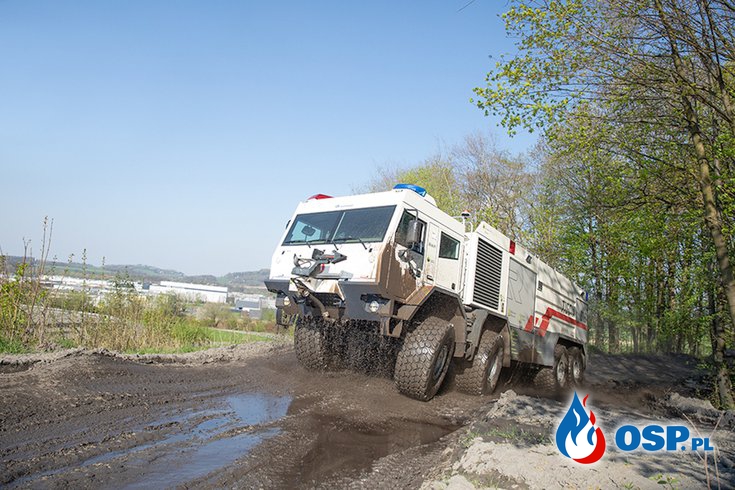 Tatra Tigon. Powstał wóz gaśniczy do zadań specjalnych! OSP Ochotnicza Straż Pożarna