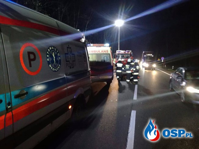 Kolizja drogowa 3 samochodów osobowych na DK7 OSP Ochotnicza Straż Pożarna