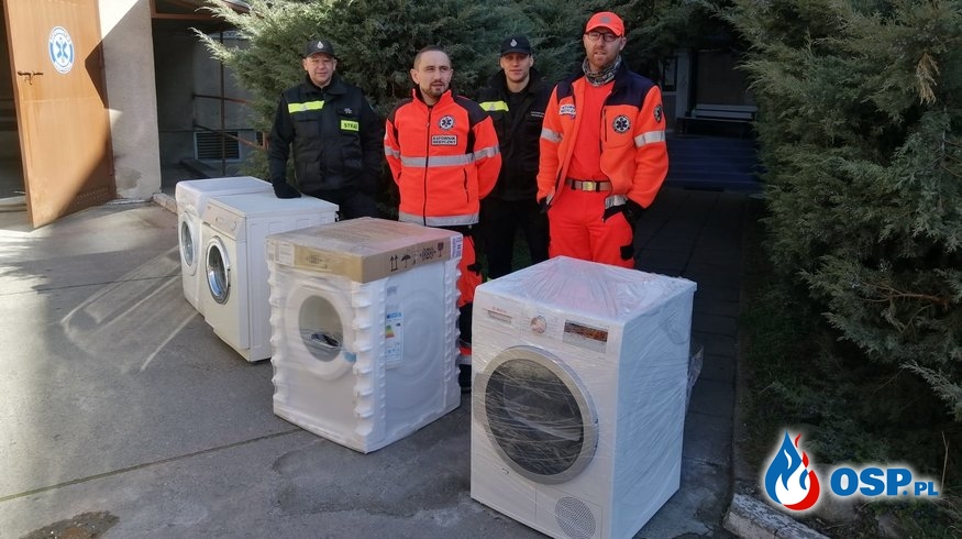 Trwa strażacka zbiórka dla ratowników medycznych. Udało się już pozyskać pralki i suszarki. OSP Ochotnicza Straż Pożarna