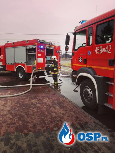Pożar domu mieszkalnego na ul. Nadbzurzańskiej w Łowiczu OSP Ochotnicza Straż Pożarna