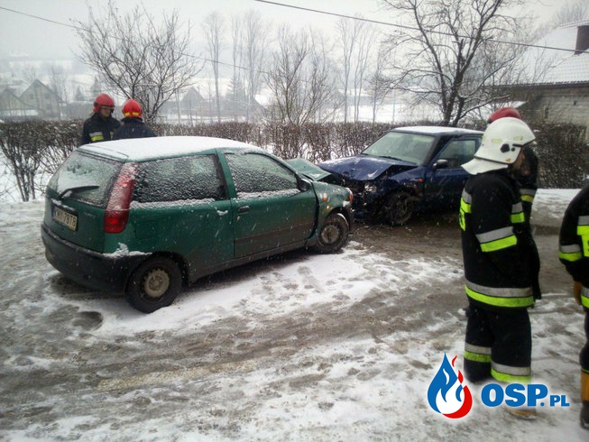 Wypadek drogowy w Jasienicy OSP Ochotnicza Straż Pożarna