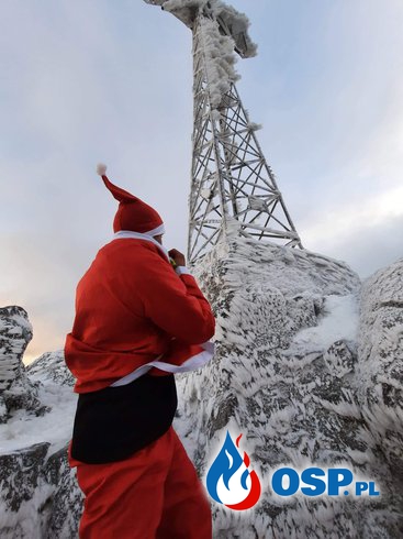 Strażacy-Mikołaje zdobyli Giewont. Wszystko w szczytnym celu. OSP Ochotnicza Straż Pożarna