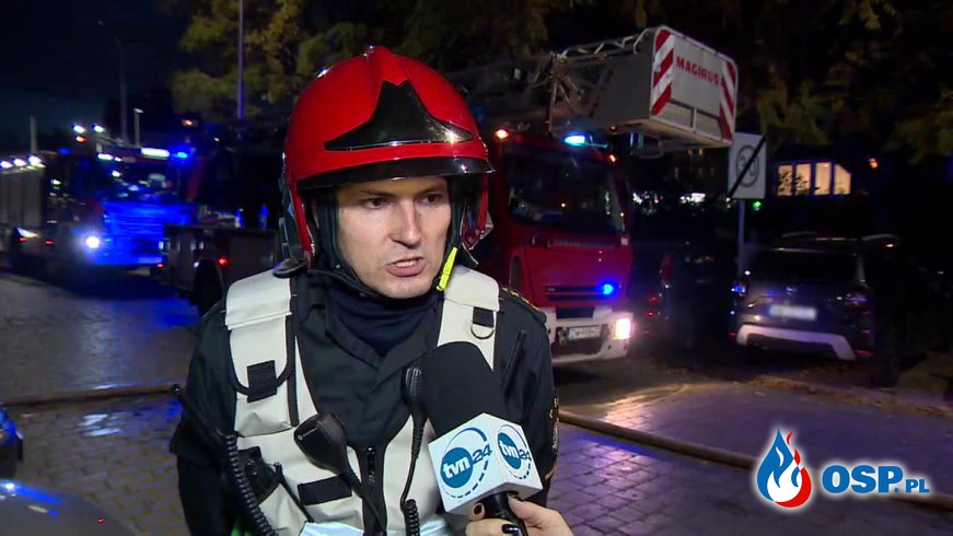 Tragiczny pożar na 9. piętrze wieżowca. W płonącym mieszkaniu zginął mężczyzna. OSP Ochotnicza Straż Pożarna