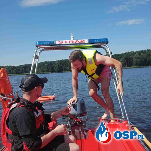 Ćwiczenia na wodzie. OSP Ochotnicza Straż Pożarna