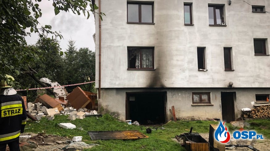 Poranny pożar budynku mieszkalnego w Kamesznicy OSP Ochotnicza Straż Pożarna