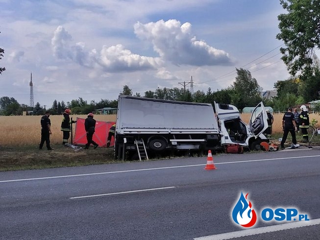 50-letni kierowca busa zginął w wypadku w Łowiczu OSP Ochotnicza Straż Pożarna