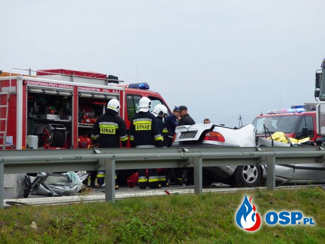 Trzy osoby zginęły w wypadku na obwodnicy Chojnic. OSP Ochotnicza Straż Pożarna