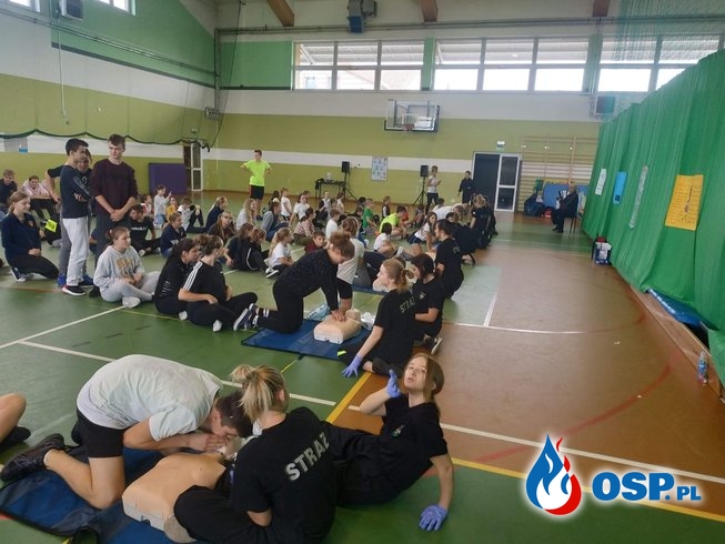 Ponad 144 tys. osób w całej Polsce biło rekord w resuscytacji krążeniowo-oddechowej OSP Ochotnicza Straż Pożarna