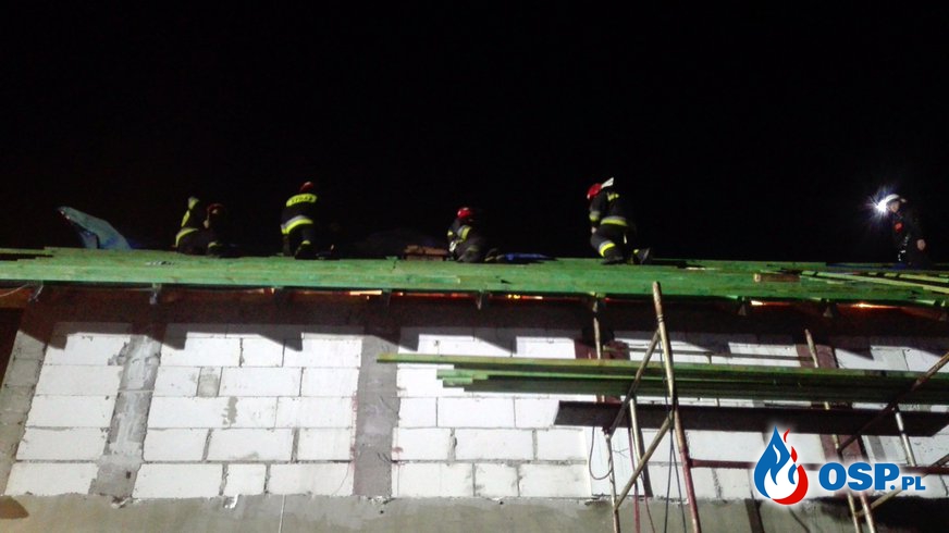 Zerwany Dach po nawałnicy OSP Ochotnicza Straż Pożarna
