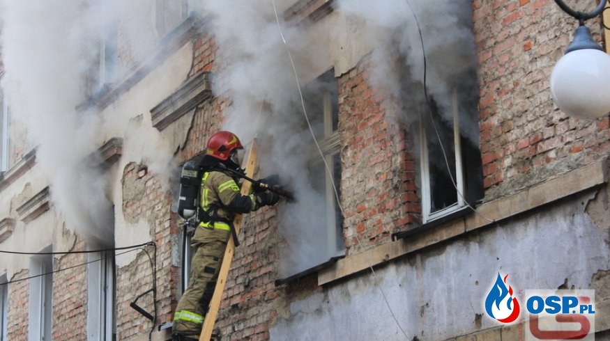 5 osób w szpitalu po pożarze kamienicy w Głuchołazach OSP Ochotnicza Straż Pożarna