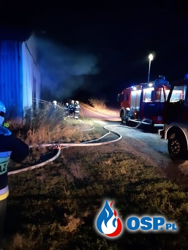 134/2019 Duży pożar stodoły z sianem OSP Ochotnicza Straż Pożarna