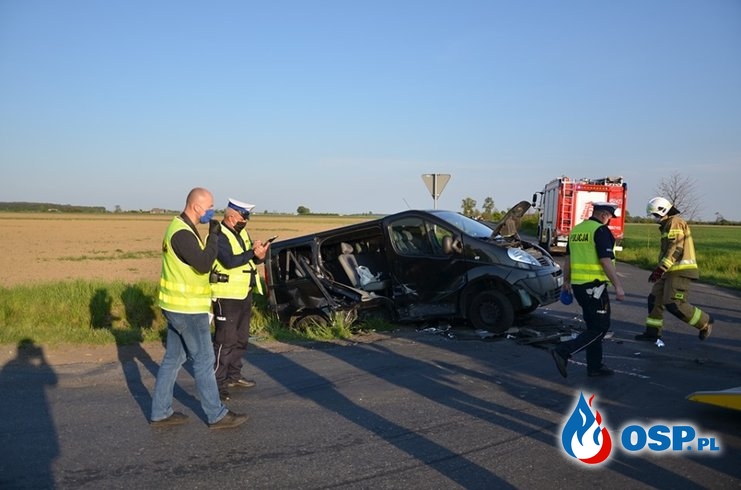 Siedem osób rannych po wypadku pod Jarocinem OSP Ochotnicza Straż Pożarna