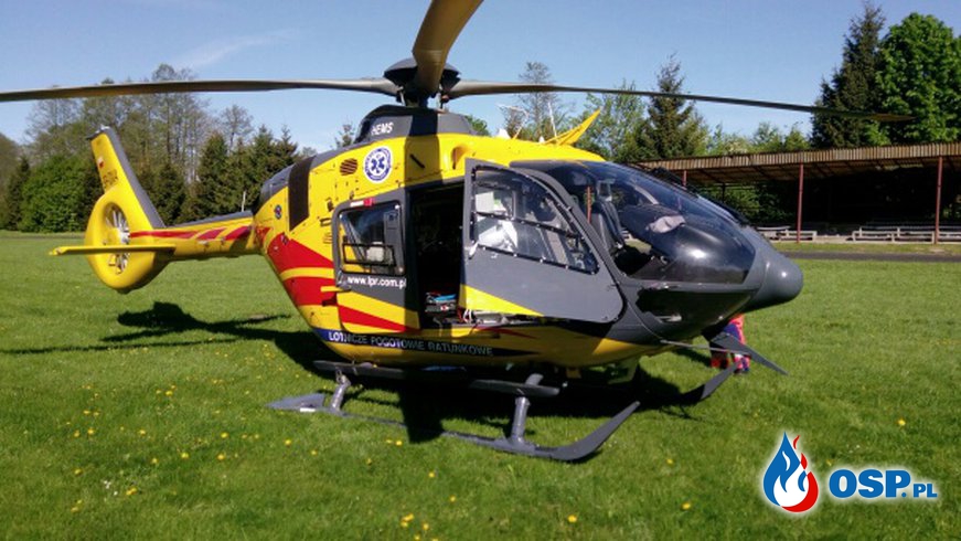 Zabezpieczenie lądowiska helikoptera. OSP Ochotnicza Straż Pożarna