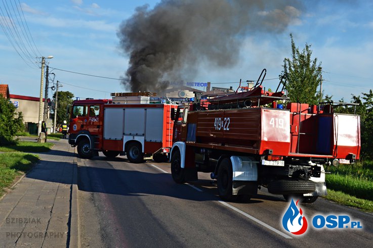 Pożar samochodu na ul.Chrobrego OSP Ochotnicza Straż Pożarna