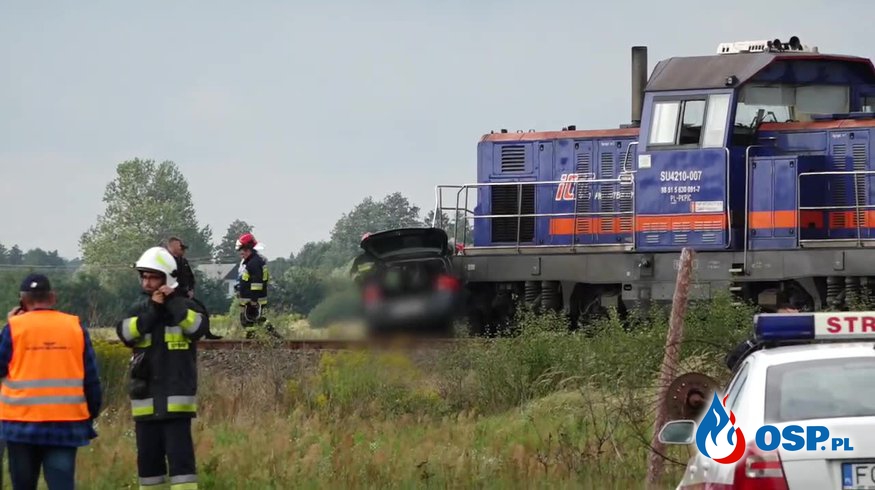 29-letni policjant zginął w wypadku na przejeździe kolejowym. OSP Ochotnicza Straż Pożarna