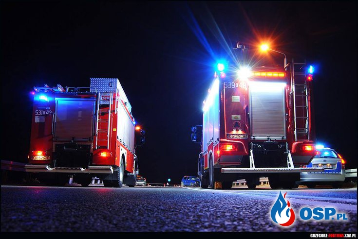 Tragiczny wypadek w Tarnawie Dolnej. Jedna osoba zginęła, cztery są ranne. OSP Ochotnicza Straż Pożarna