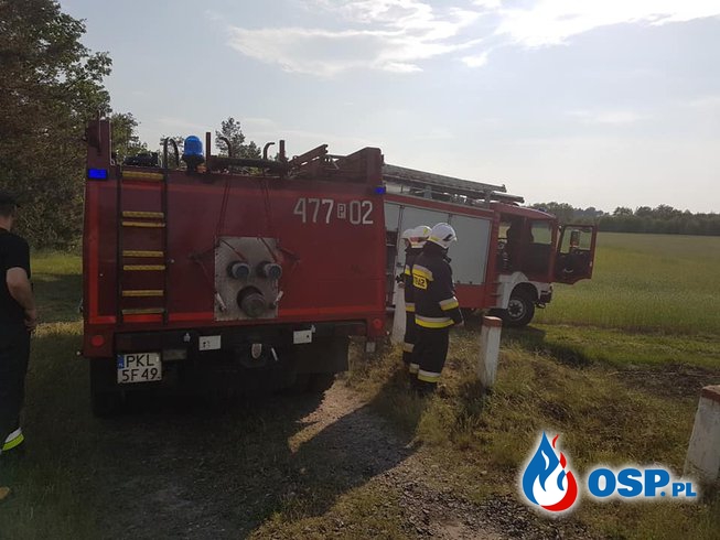 Pożar trawy na nasypie kolejowym w Malińcu OSP Ochotnicza Straż Pożarna