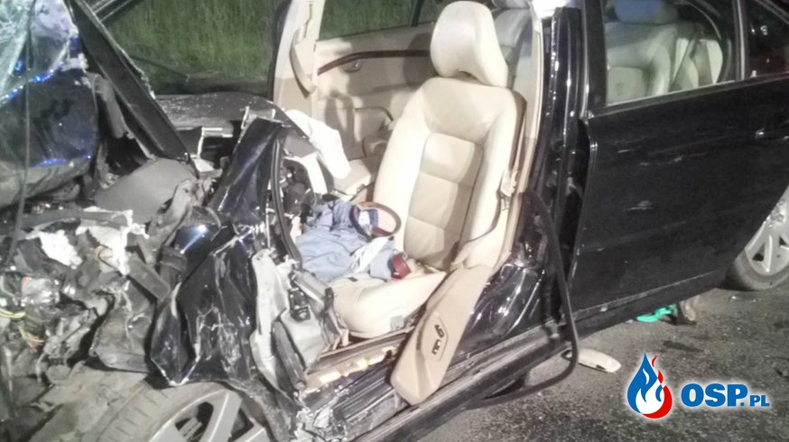 5 promili miał 42-letni kierowca, który spowodował wypadek. Zginęła 47-letnia kobieta. OSP Ochotnicza Straż Pożarna