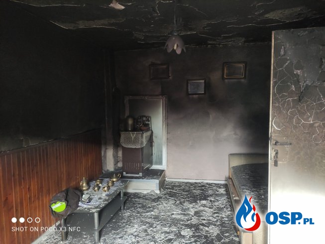 Tragiczny finał pożaru w Runowie. Dwie osoby nie żyją. OSP Ochotnicza Straż Pożarna