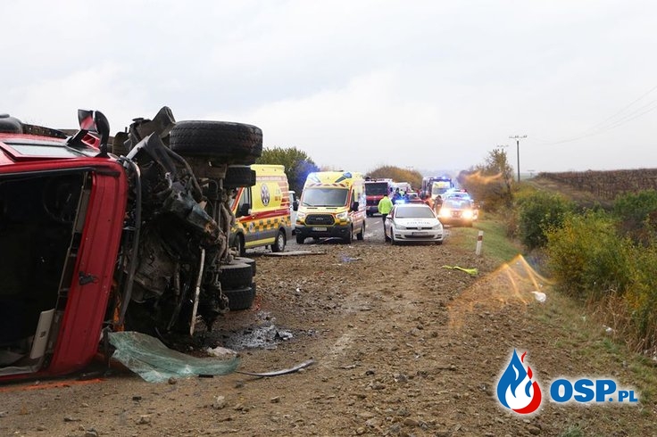 13 osób zginęło w wypadku autokaru na Słowacji. Wśród ofiar są dzieci. OSP Ochotnicza Straż Pożarna