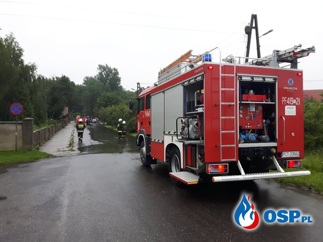 Skutki dużych opadów deszczu OSP Ochotnicza Straż Pożarna