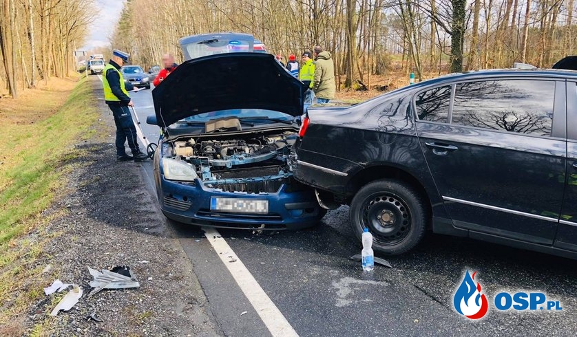 Zderzenie trzech samochodów na DK 45 pomiędzy Opolem i Kluczborkiem OSP Ochotnicza Straż Pożarna