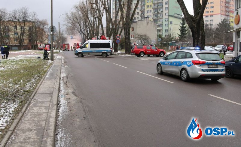 Pożar gazociągu w Łodzi. Jedna osoba ranna, ponad 50 ewakuowanych. OSP Ochotnicza Straż Pożarna