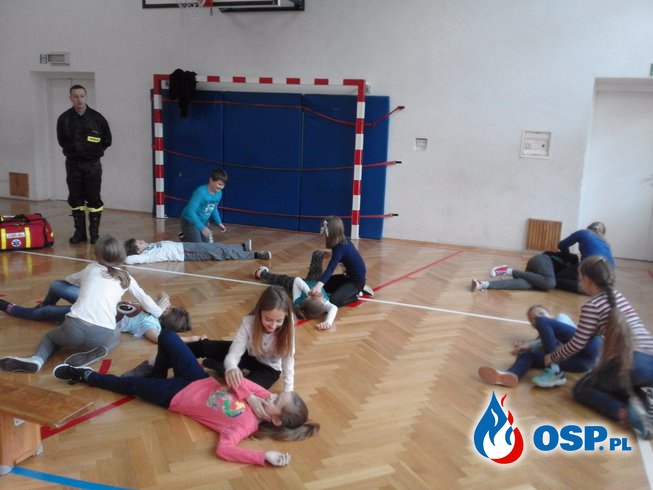 Lekcje pierwszej pomocy w ZS w Babicach / Pożar sadzy w Wygiełzowie OSP Ochotnicza Straż Pożarna