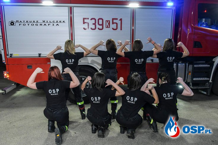 Sesja druhen z OSP Białka na 10-lecie Kobiecej Drużyny Pożarniczej. OSP Ochotnicza Straż Pożarna