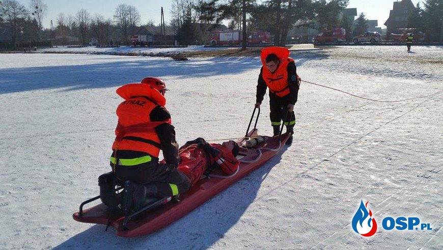 Ćwiczenia z zakresu ratownictwa lodowego. OSP Ochotnicza Straż Pożarna
