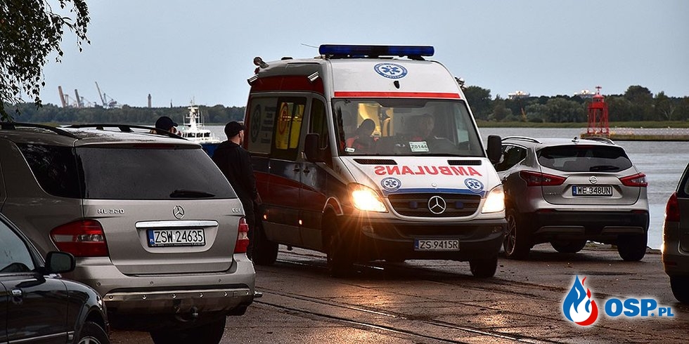 Dwoje 15-latków zginęło po tym, jak samochód wpadł do kanału OSP Ochotnicza Straż Pożarna