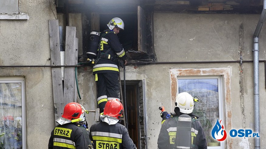 Pożar poddasza w Trzebiatowie. OSP Ochotnicza Straż Pożarna
