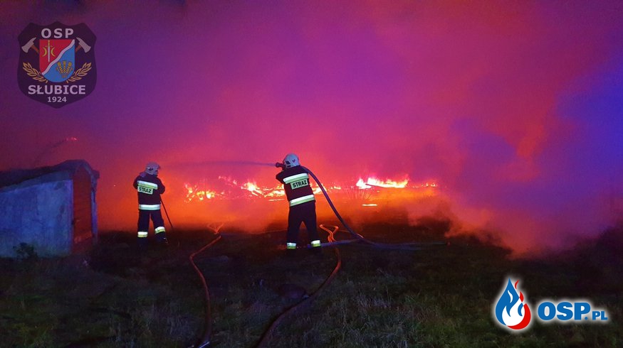 Ogień strawił stodołę i drewniane budynki OSP Ochotnicza Straż Pożarna