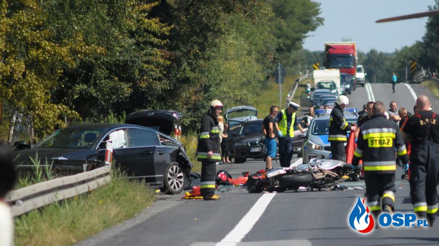Motocyklista walczy o życie po wypadku na trasie między Opolem a Nysą. OSP Ochotnicza Straż Pożarna