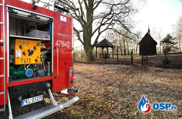 Ćwiczenia w Dobrowie - pożar kaplicy bł. Bogumiła OSP Ochotnicza Straż Pożarna