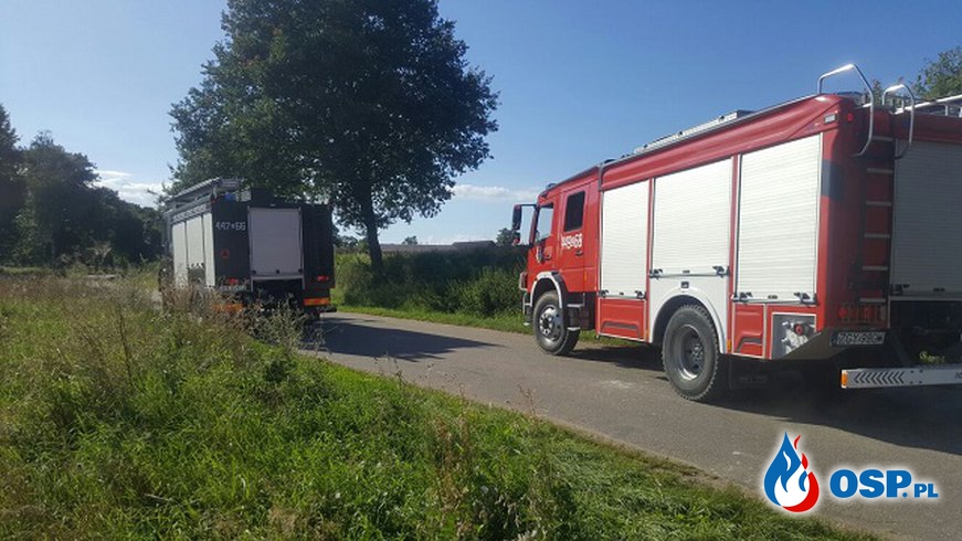 Pożar ścierniska w okolicy miejscowości Mirosławice (gm. Trzebiatów) OSP Ochotnicza Straż Pożarna