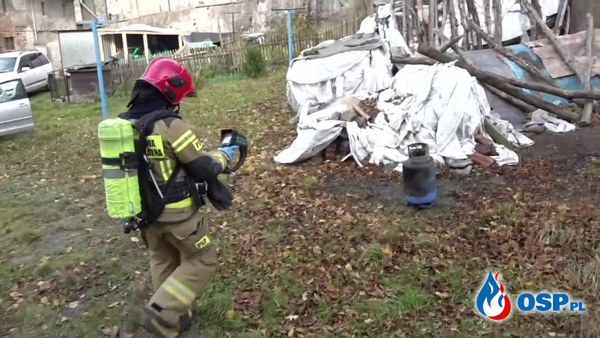Wybuch butli z gazem w jednym z mieszkań na Dolnym Śląsku. Dwie osoby ranne. OSP Ochotnicza Straż Pożarna