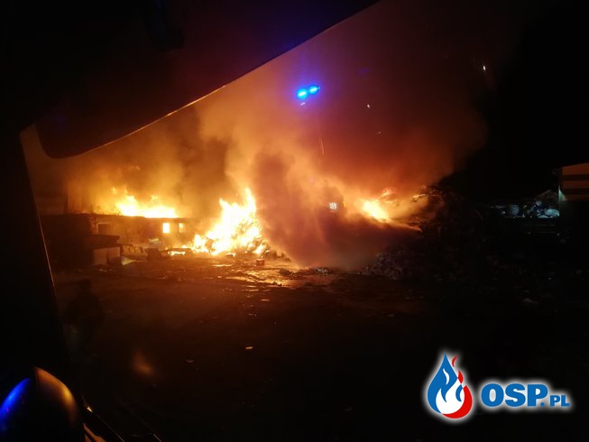 Pławce - pożar pryzmy śmieci OSP Ochotnicza Straż Pożarna