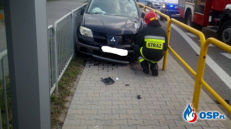 Wypadek samochodu osobowego na DK7 - 1 sierpnia 2019r. OSP Ochotnicza Straż Pożarna