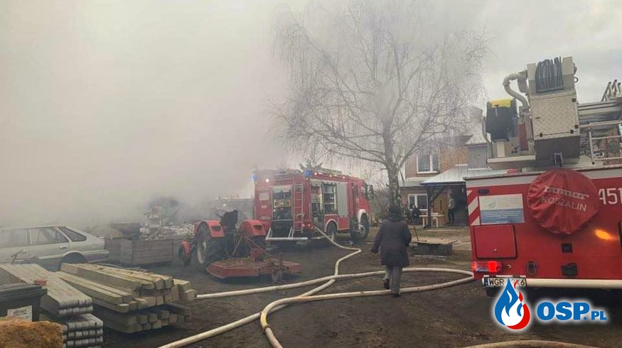 9 zastępów strażaków gasiło pożar budynku w Kępinie OSP Ochotnicza Straż Pożarna